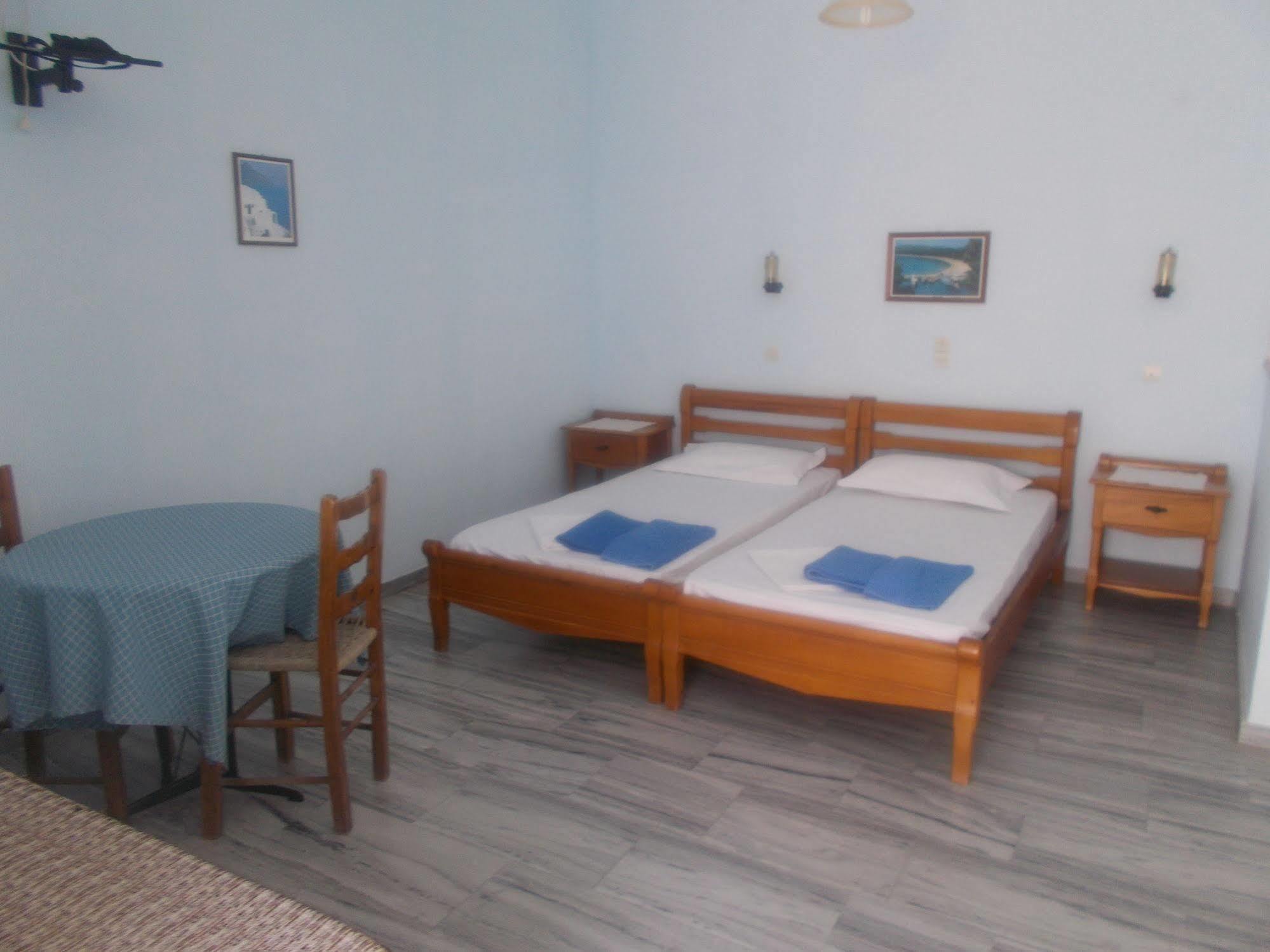 Astoria Apartments Páros Extérieur photo